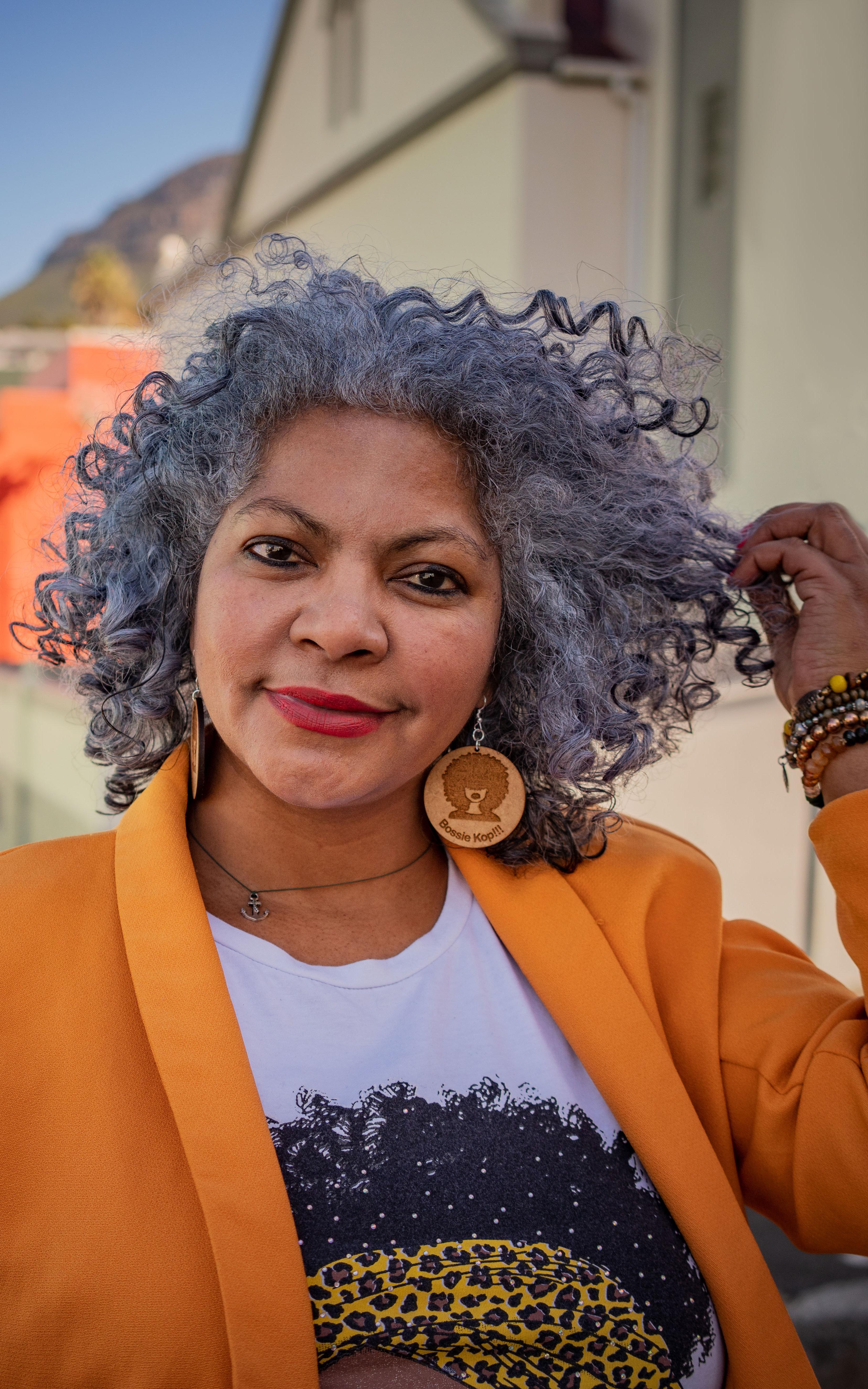Beautiful News - Vanessa Cookson shows off her naturally beautiful hair
